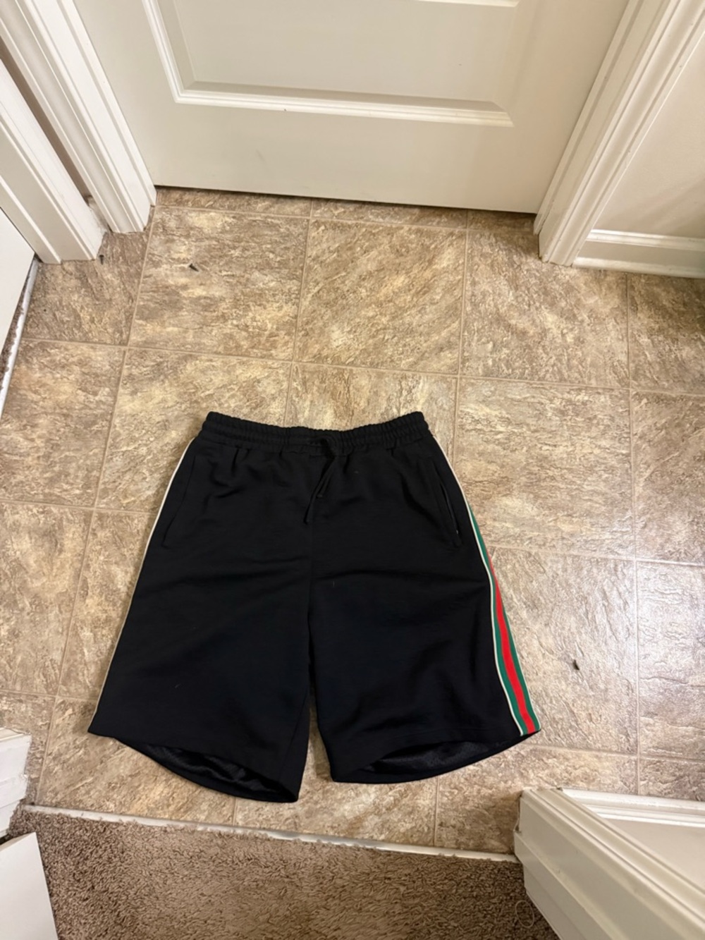 Authentic black Gucci shorts missing tag